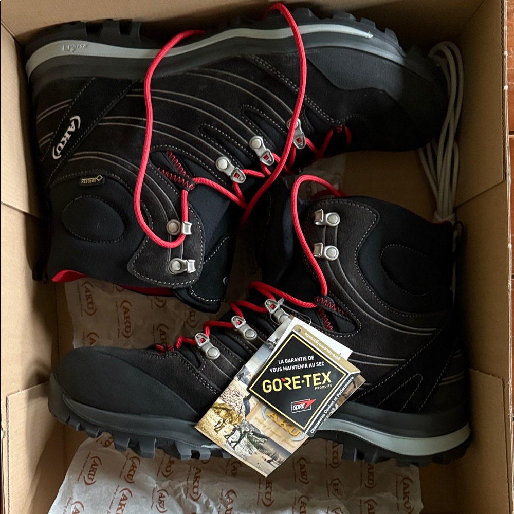 Aku 402 Alterra gtx Men's Boots - Anthracite and Red